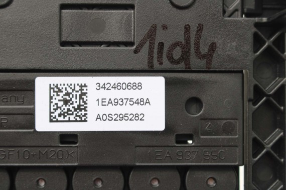 VW ID4 SKRZYNKA BEZPIECZNIKÓW 1EA937548A