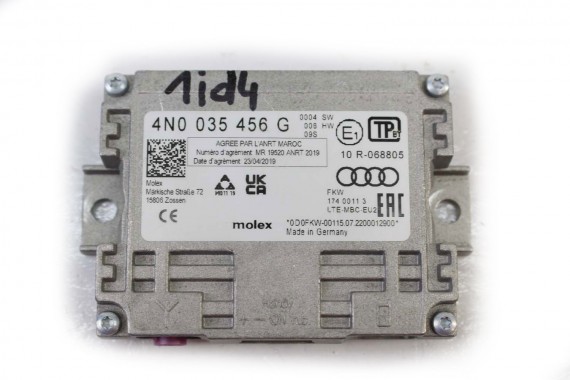 ID4 PRO WZMACNIACZ ANTENOWY...