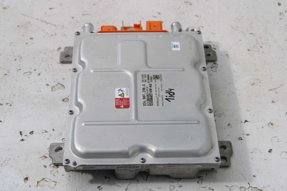 VW ID4 PRZETWORNIK NAPIĘCIA 1EA907190G AUDI Q4 1EA907190G 1EA907190B 1EA907190C FALOWNIK wymiennik ciepła 1EA907190G 1EA907190