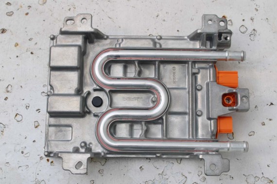 VW ID4 PRZETWORNIK NAPIĘCIA 1EA907190G AUDI Q4 1EA907190G 1EA907190B 1EA907190C FALOWNIK wymiennik ciepła 1EA907190G 1EA907190