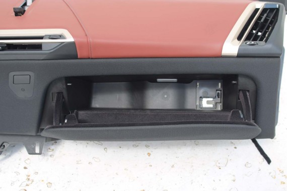 BMW iX KONSOLA PULPIT DESKA ROZDZIELCZA 9783782 KOKPIT PULPIT I20 xDrive50 9631810 9631809 9631799 9631807 DESIGN SUITE CASTANEA
