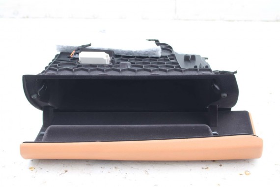 BMW 4 CABRIO F33 SCHOWEK KONSOLI PASAŻERA 9228283 LCi F30 F31 F32 M3 F80 F81 4 M4 9228283 51169228283 9228283 9228283 9228283