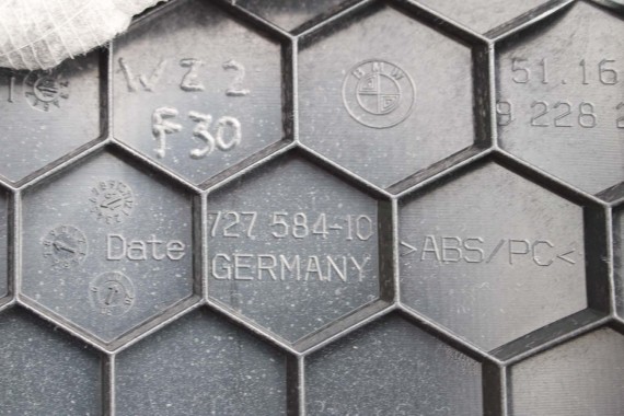 BMW 4 CABRIO F33 SCHOWEK KONSOLI PASAŻERA 9228283 LCi F30 F31 F32 M3 F80 F81 4 M4 9228283 51169228283 9228283 9228283 9228283