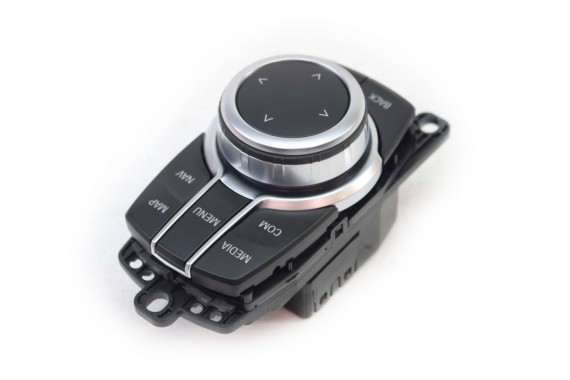 BMW 5 G30 PANEL GAŁKA...