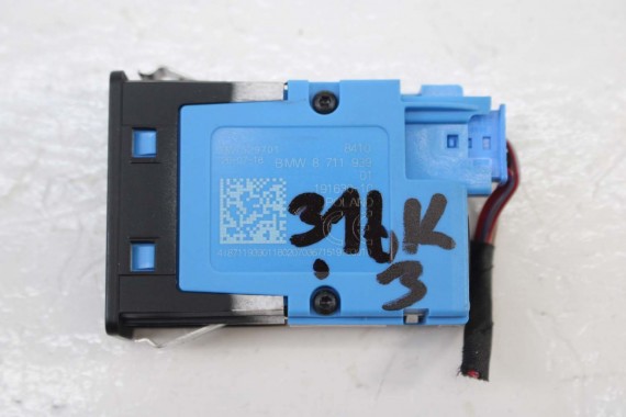 BMW 3 G20 PORT USB PRZYŁĄCZE gniazdo 8711939 X1 F48 F45 F46 MINI F54 F55 F56 F57 F60 84108711939 84105A21B76 8794158 8711939