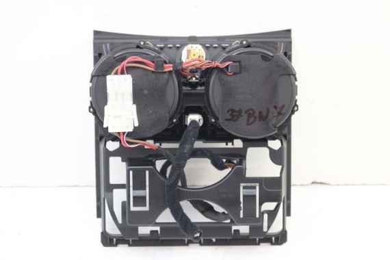 BMW 7 G12 UCHWYT NA KUBEK 7944194 LCi 7944194 przód przedni 51167944194 7944194 7944194 7944194 CUPHOLDER 51167944194 7944194