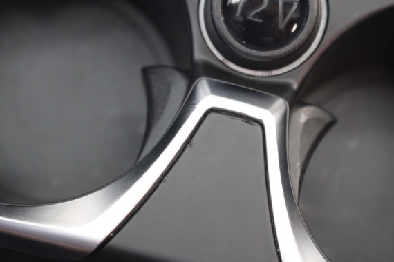 BMW 7 G12 UCHWYT NA KUBEK 9302629 LCi 7944194 przód przedni 51165302629 7944194 5302629 5302629 CUPHOLDER 51167944194 5302629