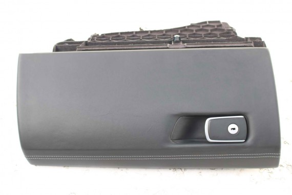 BMW M4 F82 SCHOWEK KONSOLI...