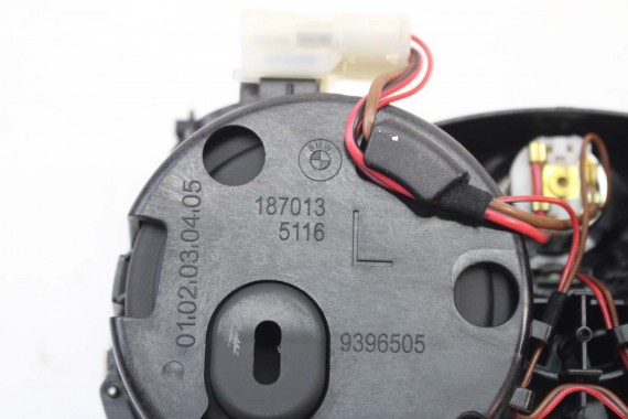 BMW 8 G16 UCHWYT NA KUBEK 9396505 LCi 9396505 przód przedni 51169396505 9396505 9396505 9396505 CUPHOLDER 51169396505 9396505