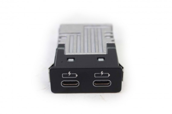 BMW 5 G30 PORT USB PRZYŁĄCZE Podwójne gniazdo 8711938 84108711938 84 10 8711938 8711938 8711938 8711938 8711938 8711938 MINI