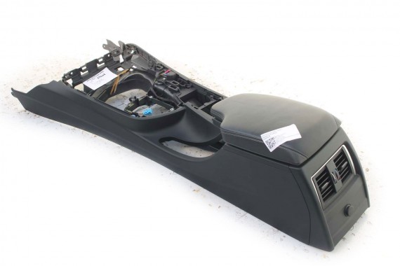 BMW M4 F82 TUNEL + PODŁOKIETNIK BMW M4 Coupe F82 BMW 3 F34 F30 F31 F F31 F32 M3 F80 F81 4 F31 F32  czarny