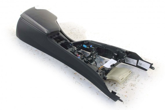 BMW M4 F82 TUNEL + PODŁOKIETNIK BMW M4 Coupe F82 BMW 3 F34 F30 F31 F F31 F32 M3 F80 F81 4 F31 F32  czarny