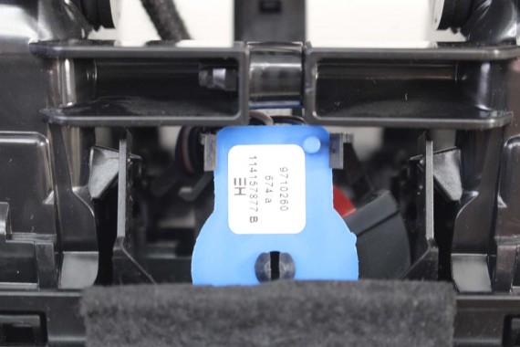 BMW M4 F82 KRATKI WLOTY POWIETRZA KONSOLI kratka wlot nawiewu dekor 8068609 51458068609 9218549 9346225 9218552 9232072 8068609