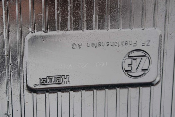 BMW 5 G30 REDUKTOR ROZDZIELACZ NAPĘDU 9469019 9469023 9470186 8740624 7889033 8686667 9847753 7889035 8465870 9470187 8465870