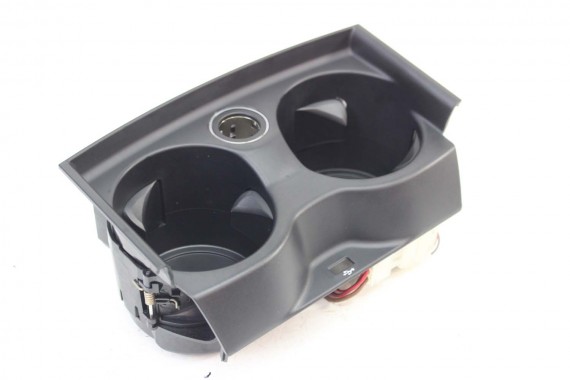 BMW 5 G30 UCHWYT NA KUBEK 6801508 51166801508 przód przedni 6801508 51166801508 CUPHOLDER 6801508 51166801508 6801508 6801508