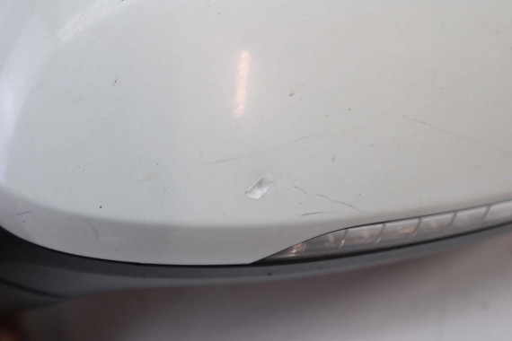 VW PASSAT B8 LUSTERKO DRZWI LEWE 13 pin kabli zewnętrzne pinów el.składane podświetlane 13pin