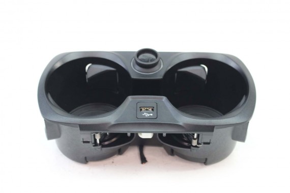 BMW 4 G26 UCHWYT NA KUBEK...