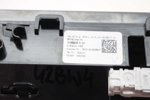 BMW 4 G26 DEKOR 5A55206 TUNELU 51165A55206 SCHOWEK konsola środkowa 51168094591 dekory listwy 5A55206 8094591 KARBON 8094583