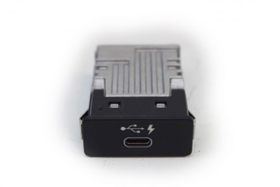 BMW 5 G30 PORT USB PRZYŁĄCZE gniazdo 8711939 X1 F48 F45 F46 MINI F54 F55 F56 F57 F60 84108711939 84105A21B76 8794158 8711939