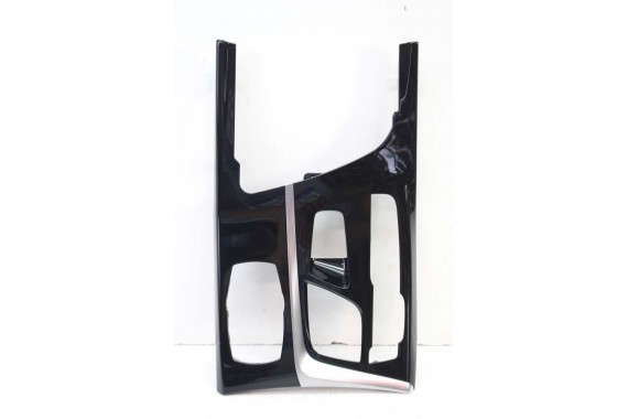 BMW 5 G30 SCHOWEK TUNELU 6819878 51166819878 konsola środkowa dekor 51168323400 dekory listwy 8323400 9391272 9391273 6819878