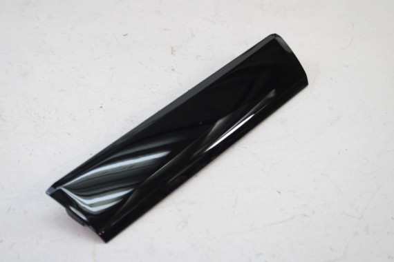 BMW 5 G30 SCHOWEK TUNELU 6819878 51166819878 konsola środkowa dekor 51168323400 dekory listwy 8323400 9391272 9391273 6819878