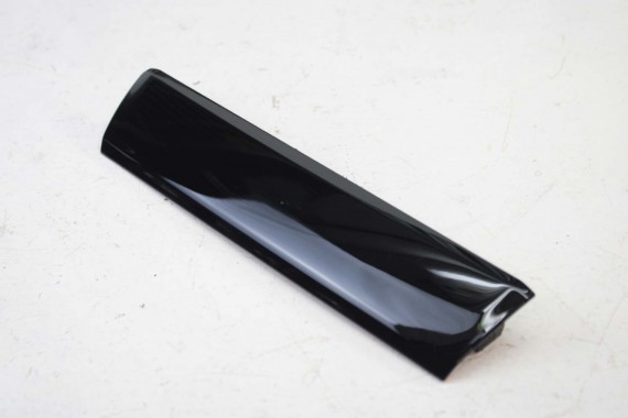 BMW 5 G30 SCHOWEK TUNELU 6819878 51166819878 konsola środkowa dekor 51168323400 dekory listwy 8323400 9391272 9391273 6819878