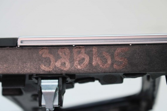 BMW 5 G30 SCHOWEK TUNELU 6801509 51166801509 konsola środkowa dekor 51169383987 dekory listwy 9383987 8314500 51168314500 LCi