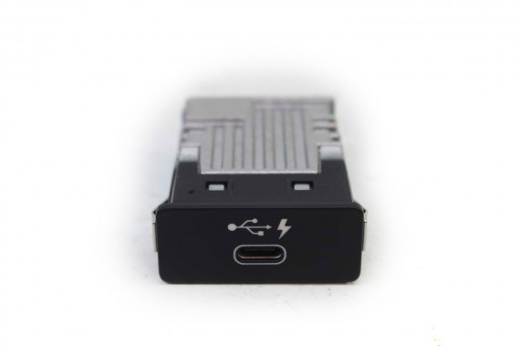 BMW 5 G30 PORT USB...