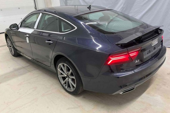 AUDI A7 TYŁ ZDERZAK TYLNY KLAPA BAGAŻNIKA 4G 4G8 LAMPY W1W1 LX5R Niebieski FL LIFT tylna zderzak klapa lampa led ledy  S-LINE