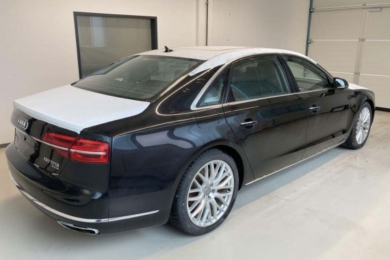 AUDI A8 4H LIFT ZDERZAK KLAPA TYŁ BAGAŻNIKA Matrix lampa LZ9Y czarny 4H0945095K 4H0945096K 4H0945093K 4H0945094K 4H0827023L L8L8