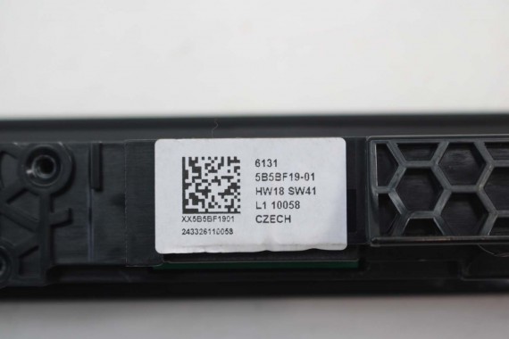 BMW 5 G60 PANEL 5B5BF17 5B5BF19 przełącznik drzwi 61315B5BF17 61315B5BF19 BASE MEMORY dotykowy  5B5BF17 5B5BF19  5B5BF17 5B5BF19