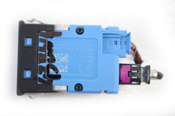 BMW 4 G26 PORT USB PRZYŁĄCZE gniazdo 8711939 X1 F48 F45 F46 MINI F54 F55 F56 F57 F60 84108711939 84105A21B76 8794158 8711939