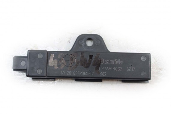 BMW 4 G26 ANTENA KESSY 6832065 65206832065 Antena wewnętrzna dostępu komfortu 65 20 5A1D0B1 5A1D0B1 65205A1D0B1 5A5D3C0 6832065