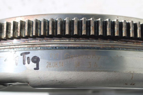 VW TIGUAN KOŁO DWUMASOWE 03L105266DH 03L105266DR ZAMACHOWE 03L 105 266 DH 2,0TDi 4*4 03L105266DH 03L105266DR 03L105266DH SEAT