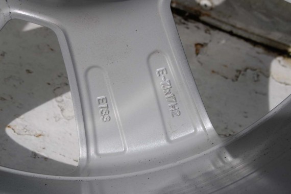 AUDI Q5 FELGI 17 cali 8R0601025S KOŁA felga 7J*17H2 ET33 104W 8R 80A 8R0601025S 8R0601025S 8R0601025S 8R0601025S 8R0601025S