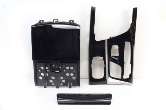 BMW 5 G30 SCHOWEK TUNELU...