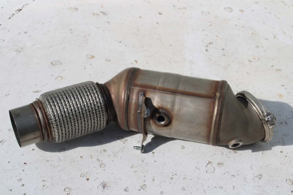 BMW 5 G30 KATALIZATOR 8685970 2.0 b B20B B48 B48B20B benzyna 252 KM 185 KW 8638227 18328685970 8685970 8685970 8685970 8685970