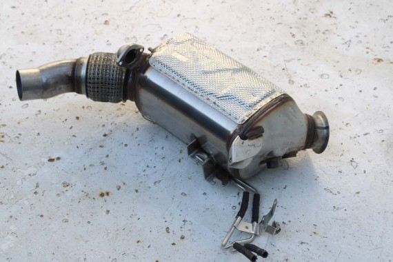 BMW 5 G30 KATALIZATOR DPF 8589825 8590078 SILNIK B47 D20A diesel B47D20 G31 190KM 140KW 2.0d G31 18328589825 18328590078 FILTR