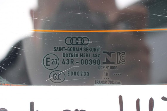 AUDI E TRON TYŁ KLAPA BAGAŻNIKA tylna + szyba AS3 LV5Z S1S1 Niebieski S1 V5Z ETRON  4KE827025B 4KE845501 4KE 827 025 4KE 845 501