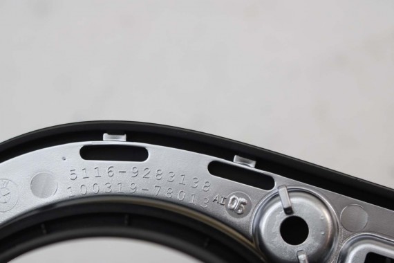 BMW i3 l01 RAMKA DEKOR ZAŚLEPKA 9283138 9283137 czarna I01 LCi LIFT KONSOLI UCHWYT PANELU DESKI 51169283138 51169283137 9283145