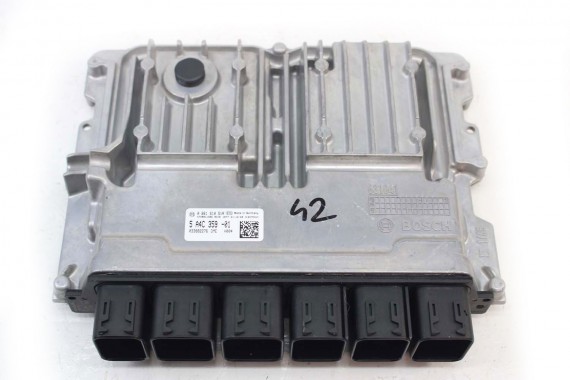 BMW 5 G30 KOMPUTER SILNIKA...