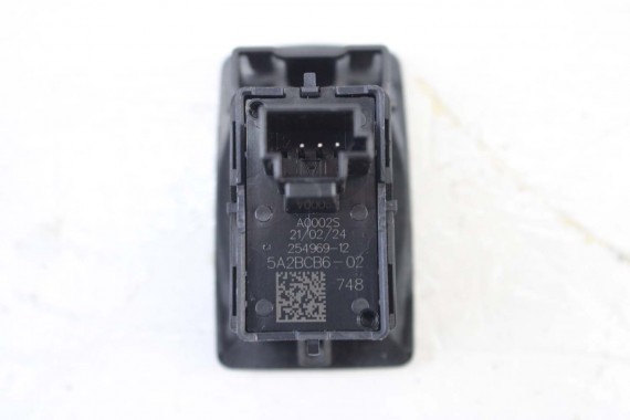 BMW 5 G61 PRZYCISK 5A2BCB6 61315A2BCB6 drzwi panel 5A2BCB6 przyciski BAGAŻNIKA klapy tył 5A2BCB6 61315A2BCB6 5A2BCB6 5A2BCB6 G60