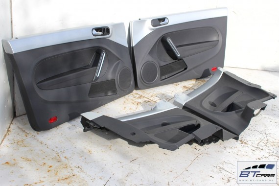 VW THE BEETLE BOCZKI DRZWIOWE BOCZEK TAPICERKA 5C 5C5867043 5C5867044 5C1867011 5C1867012 skóra czarne góra czarna 5C5 867 043