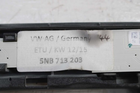 VW TIGUAN PANEL STEROWA BIEGAMI 5NB713203 DSG 5NB 713 203 5NA czarny / aluminium 5NB713203 5NB713203 5NB713203 5NB713203