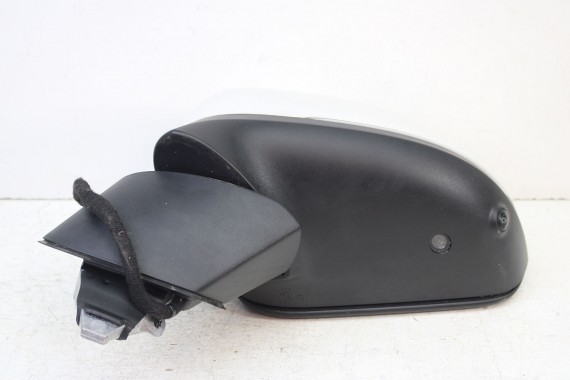 BMW 2 U06 LUSTERKO DRZWI LEWE 18 + 1 pin zewnętrzne 18 pinów + kamera kabli fotochrom Kolor A96 Biały ACTIVE TOURER