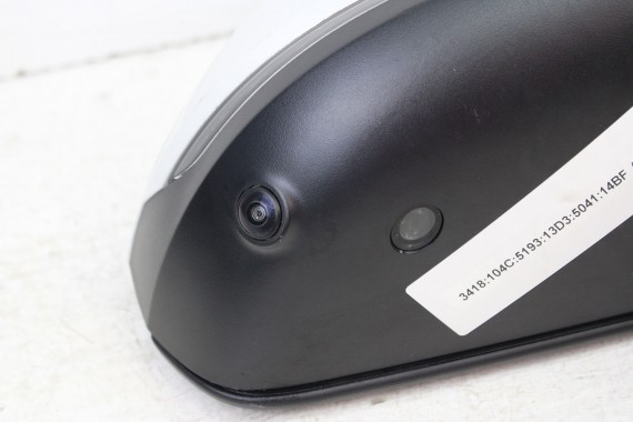 BMW 2 U06 LUSTERKO DRZWI PRAWE 16 + 1 pin zewnętrzne 16 pinów + kamera kabli Kolor A96 Biały ACTIVE TOURER U06 2