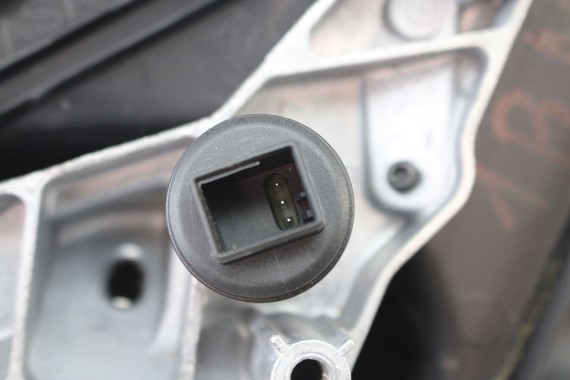 BMW 3 E90 LUSTERKO DRZWI PRAWE 3 pin zewnętrzne 3 pinów kabli 300 Alpinweiss Biały BMW 3 E90 LUSTERKO drzwiowe E91 LHD Europa