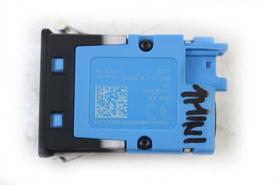 BMW 3 G20 PORT USB PRZYŁĄCZE gniazdo 8711939 X1 F48 F45 F46 MINI F54 F55 F56 F57 F60 84108711939 84105A21B76 8794158 8711939