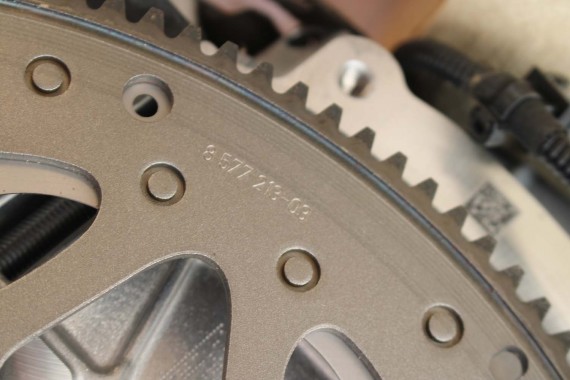 BMW 5 G30 KOŁO ZĘBATE 8577213 SILNIK B47 D20A diesel B47D20 2.0d 8577213 TARCZA ZABIERAKOWA 11228577213 577213 11228577213