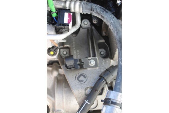 BMW 5 G30 ŁAPA SILNIKA 6864595 SILNIK B47 D20A diesel B47D20 2.0d 22116864595 6864595 6864595 6864595 6864595 6864595 6864595